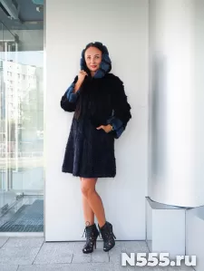 Шуба из меха норки и кашемира с капюшоном