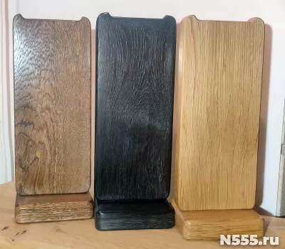 Подставка для наушников из дерева